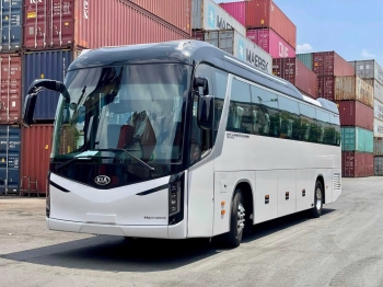 Thuê xe 45 chỗ KIA Granbird